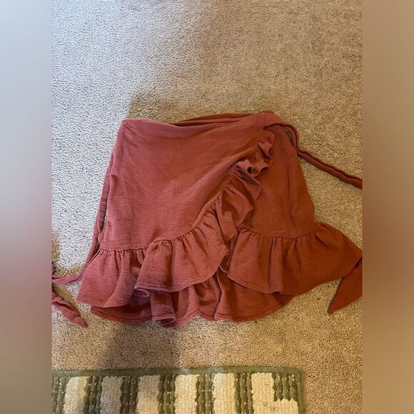 Zara medium wrap skirt - Picture 1 of 7